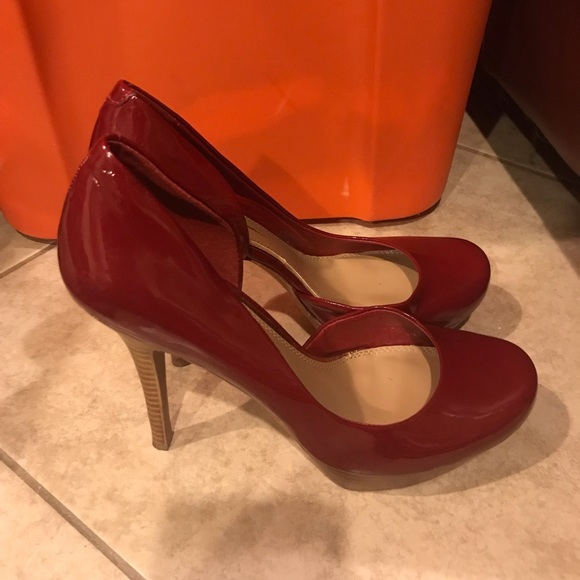 Jessica Simpson Shoes - Jessica Simpson red heels